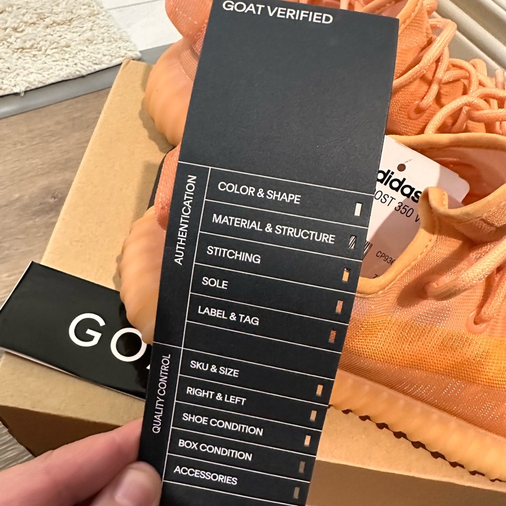 Yeezy boost 350 v2 - Picture 2 of 7